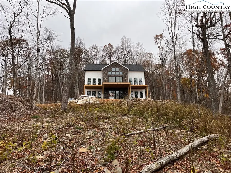2120 Elk Creek Mountain Parkway, Todd, NC 28684 - Image #3