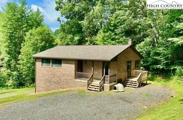 1661 Bare Creek Road, Jefferson, NC 28640