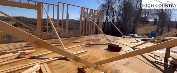 310 Autumn Run Road, West Jefferson, NC 28694