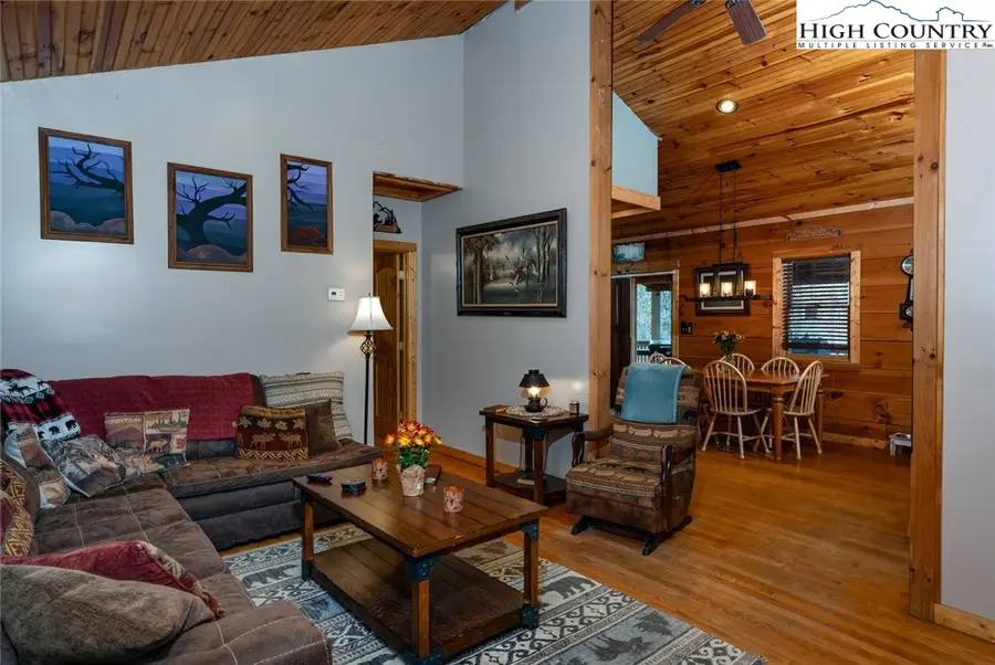 2417 Russell Norris Road, Elk Park, NC 28622 - Image #3