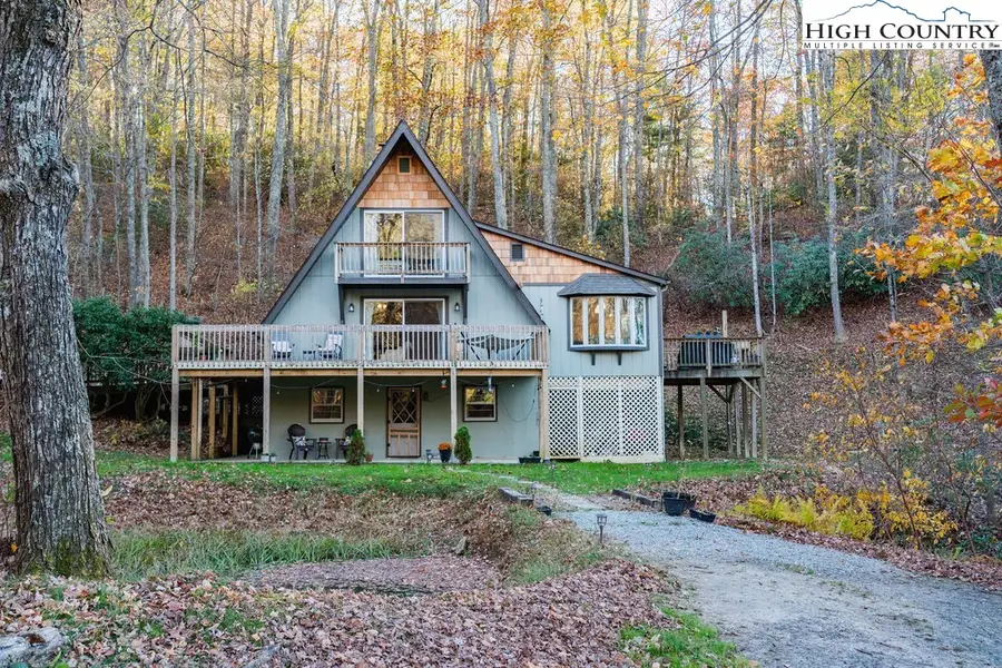 864 Trojan Horse Circle, Fleetwood, NC 28626 - Image #2