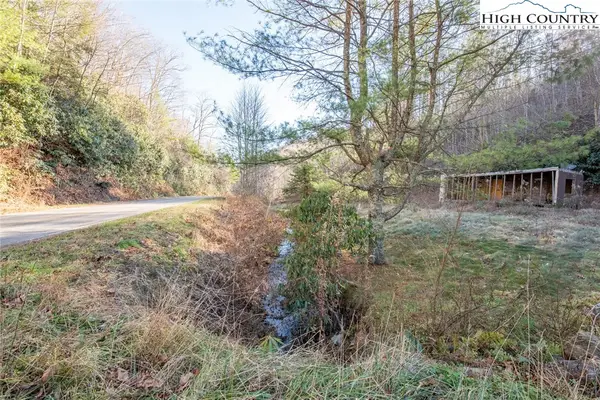 2573 Rock Creek Road, Creston, NC 28615