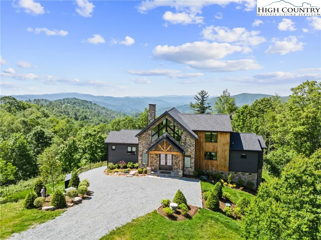 70 Fernwood Trail, Elk Park, NC 28622 - Image #1