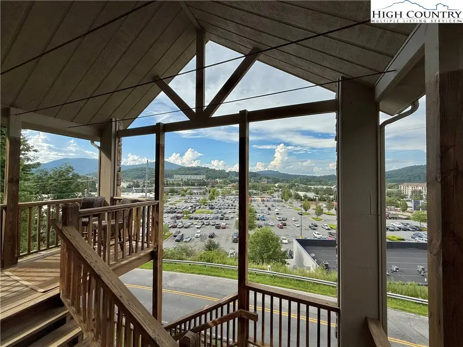 800 Meadowview Drive #17, Boone, NC 28607 - Image #3