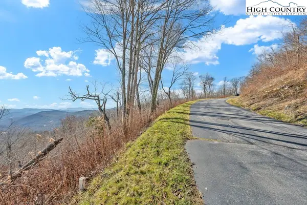 209 Cloud Spring, Sugar Mountain, NC 28604
