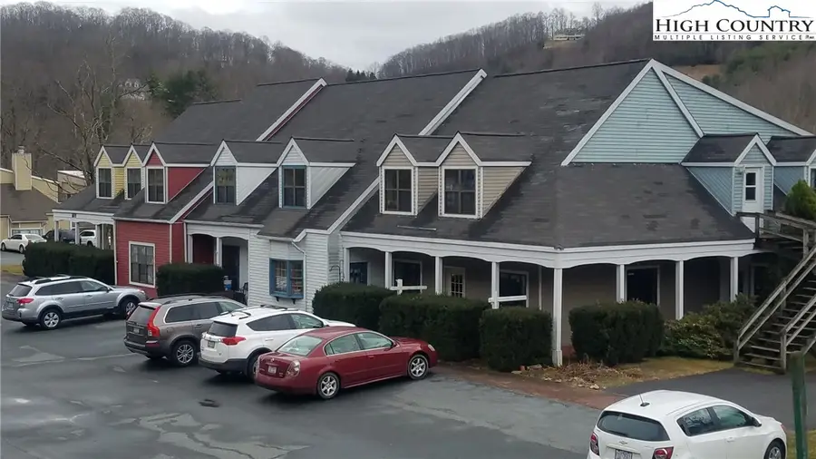 10545 Nc Highway 105, Banner Elk, NC 28604 - Image #2