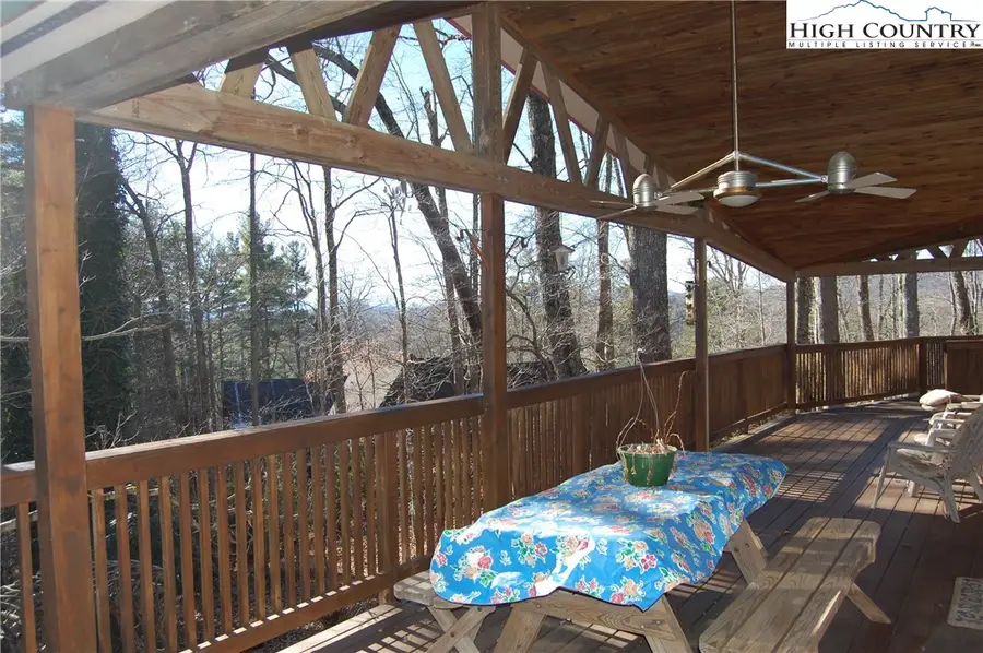 72 Robin Circle, Newland, NC 28657 - Image #2