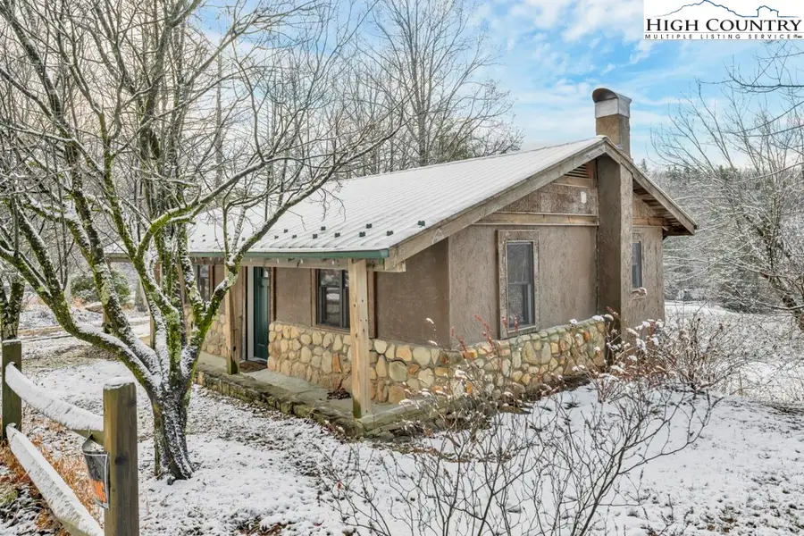 5171 Edgemont Road, Collettsville, NC 28611 - #3