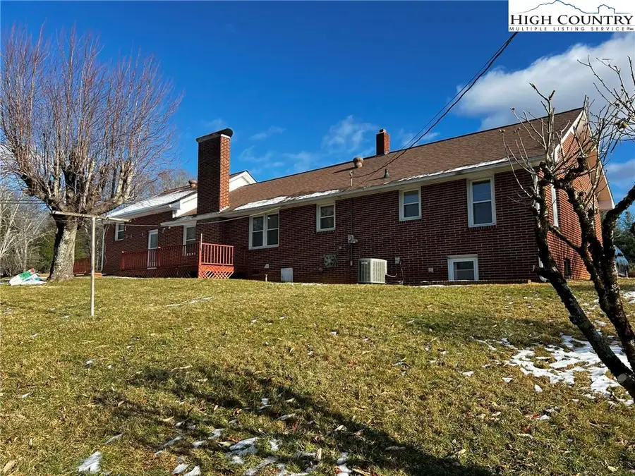 290 Riverview Drive, Sparta, NC 28675 - Image #3