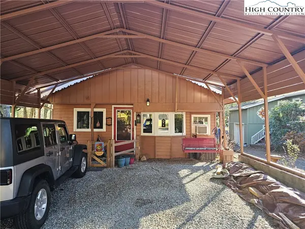 184 Trillium Road, Newland, NC 28657