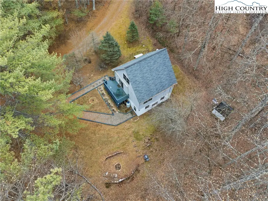 476 Moon Ridge Road, Chestnut Hill, NC 28684 - Image #2