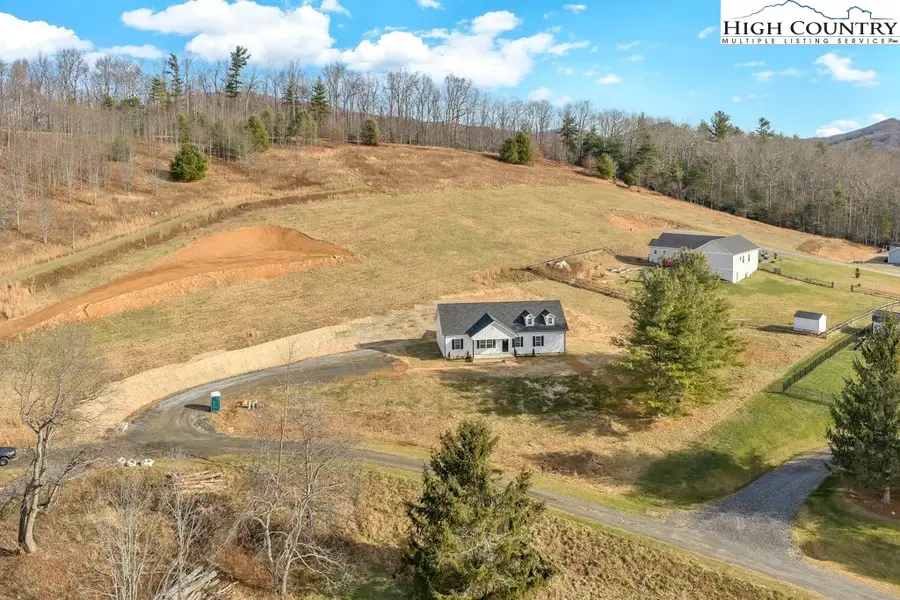 308 Fieldstone Way, Fleetwood, NC 28626 - Image #2
