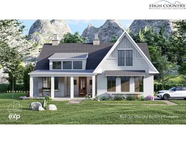 403 Autumn Leaf Way, Crumpler, NC 28617