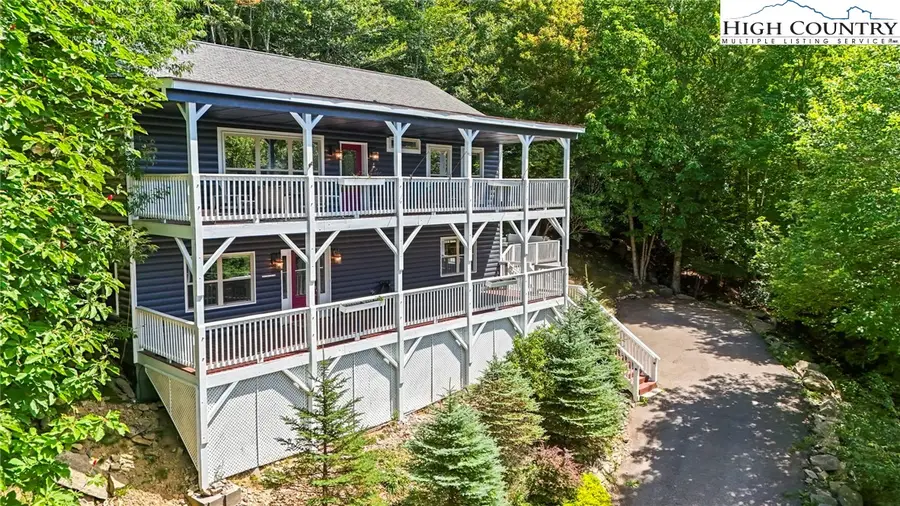 114 W Blueberry Lane, Beech Mountain, NC 28604 - Image #2