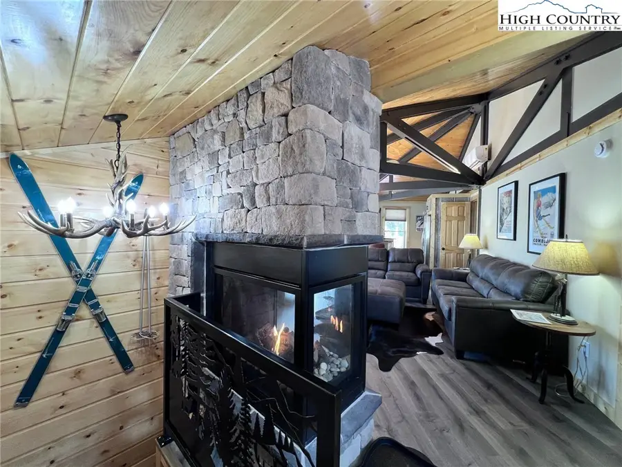 528 Briarcliff Road, Sugar Mountain, NC 28604 - Image #3