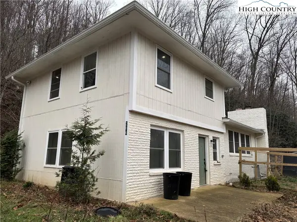 206 Bryant Combs Road, Sugar Grove, NC 28679