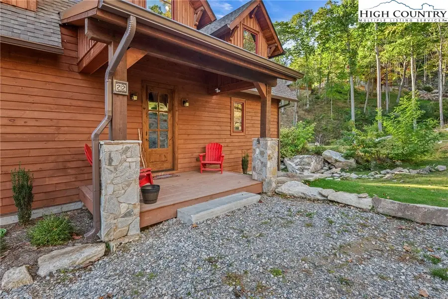 22 Tioga Drive, Banner Elk, NC 28604 - Image #2
