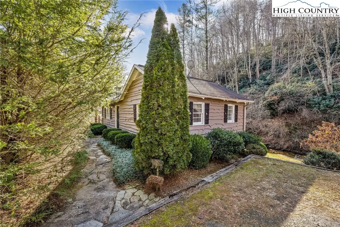 2862 Lower Nettle Knob Road, West Jefferson, NC 28694 - Image #1