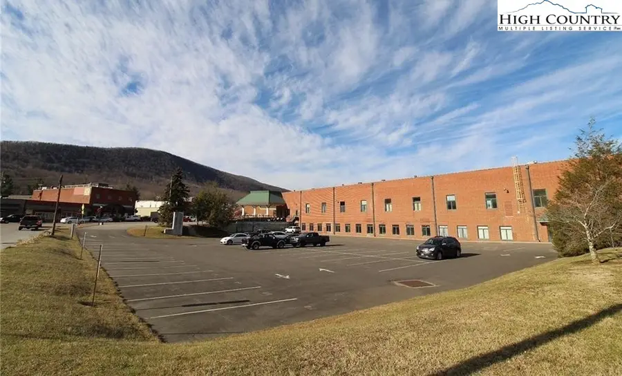 104 Jefferson Station Place #104, West Jefferson, NC 28694 - Image #3