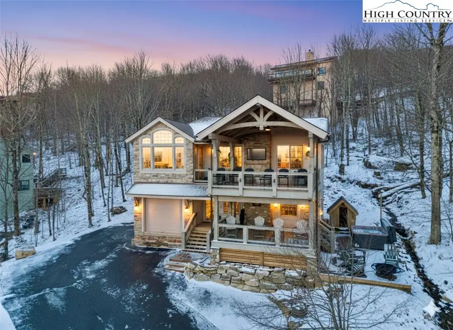 127 Raven Road, Beech Mountain, NC 28604 - Image #2