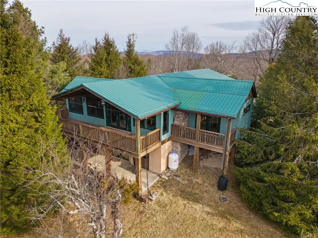 211 Apple Way, Blowing Rock, NC 28605 - Image #1