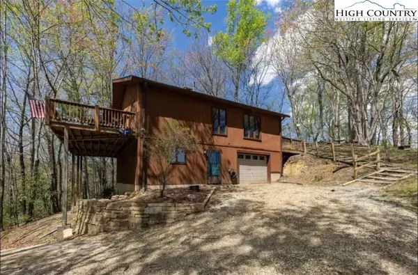 468 E Horse Shoe Ridge Road, Deep Gap, NC 28618