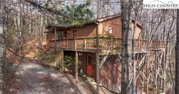 844 E Laurel Circle, Deep Gap, NC 28618