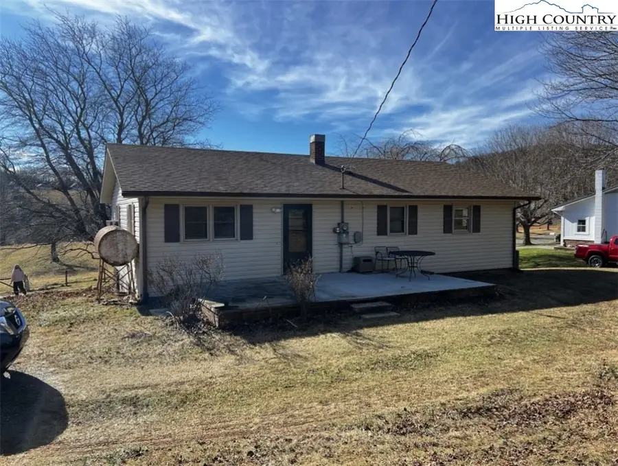 610 Collins Road, Sparta, NC 28675 - Image #2