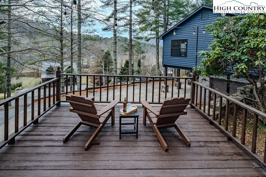 281 Old Hartley Road, Banner Elk, NC 28604 - Image #2