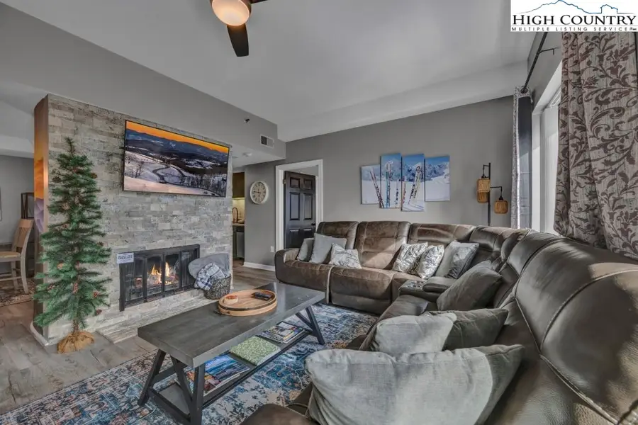 303 Sugar Top Drive #2008, Sugar Mountain, NC 28604 - Image #3