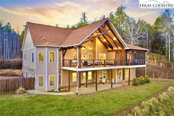 1510 Royal Lane, Lenoir, NC 28645