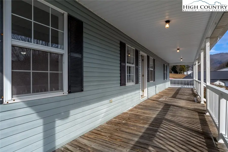 7215 Hwy 421 N, Vilas, NC 28692 - #3