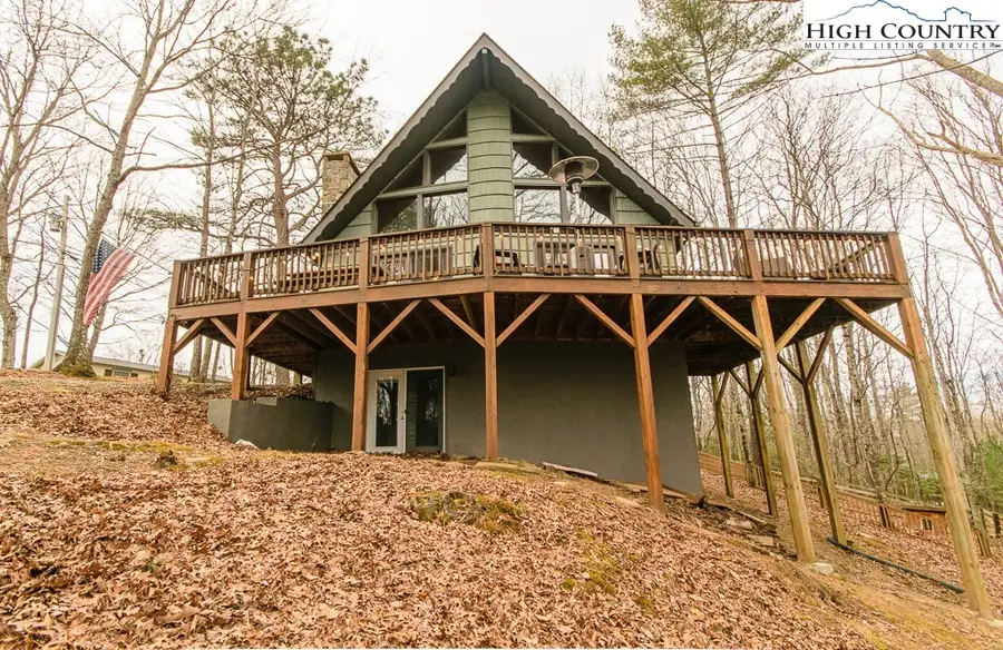 994 E Laurel Circle, Deep Gap, NC 28618 - #2