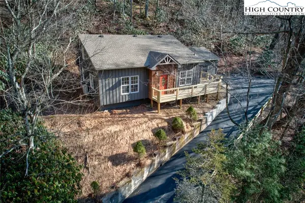 854 Niley Cook Road, Blowing Rock, NC 28605