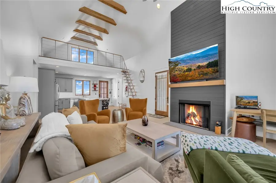 135 Vineyard Trail, Banner Elk, NC 28604 - #2