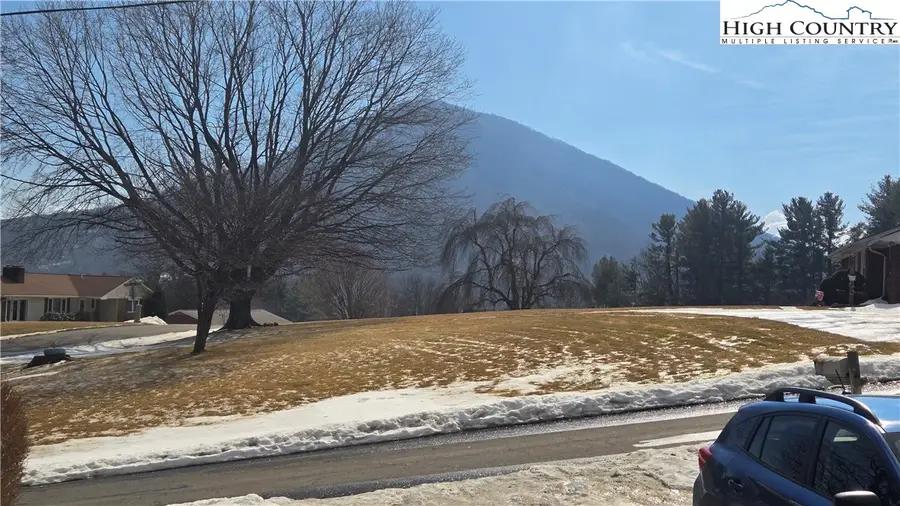 125 Benfield Drive, Jefferson, NC 28640 - #2