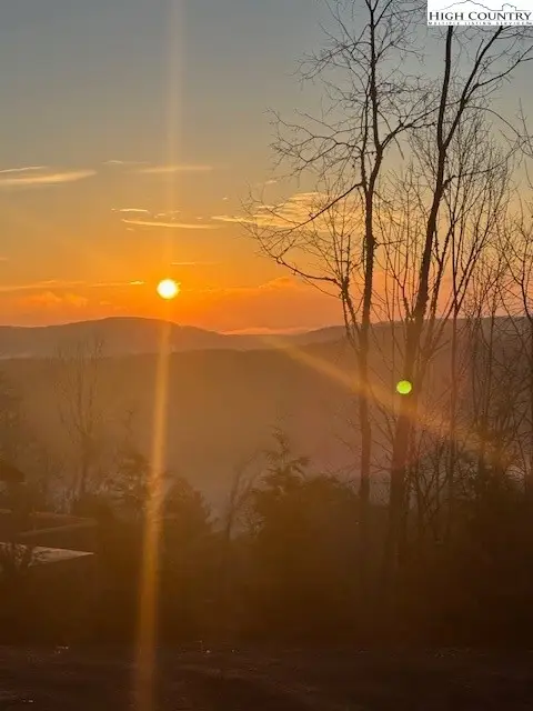 85 Crestwood Circle, Newland, NC 28657 - Image #2