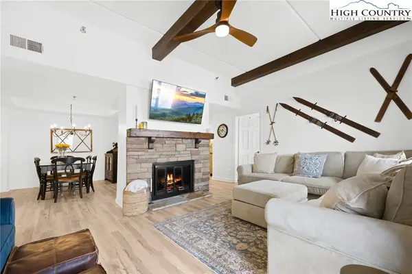 303 Sugar Top Drive #2705, Sugar Mountain, NC 28604