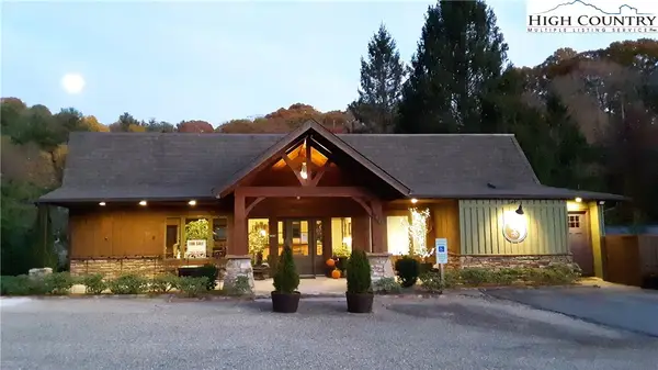 444 S Beech Mountain Parkway, Banner Elk, NC 28604