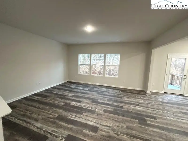 5155 NE Mark Drive, Hickory, NC 28601 - #3