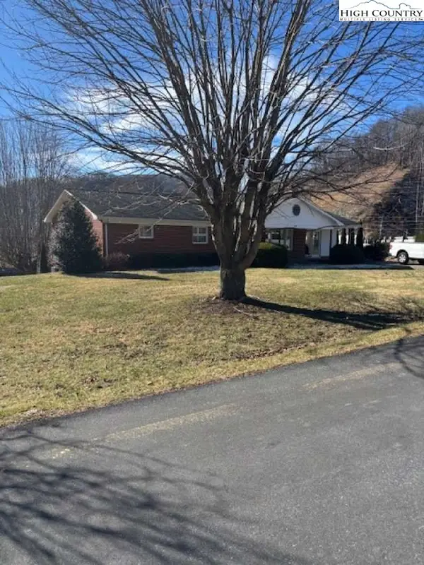 116 River Drive, Warrensville, NC 28693