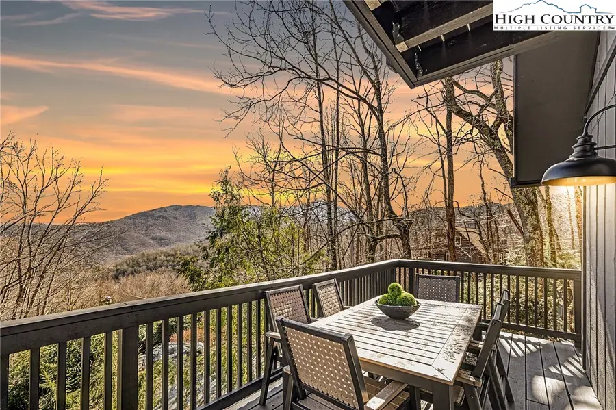 556/558 Thorncliff Drive, Sugar Mountain, NC 28604 - #2