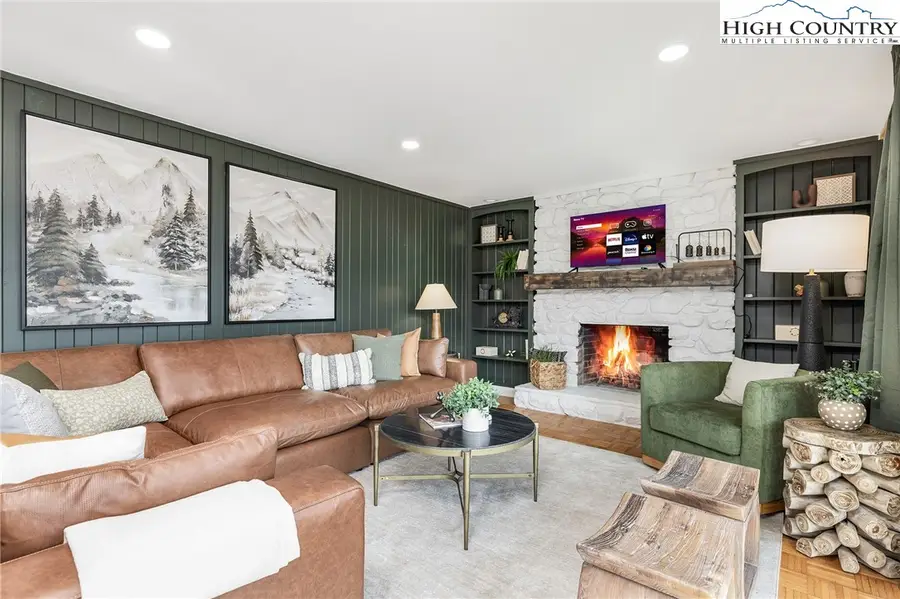 556/558 Thorncliff Drive, Sugar Mountain, NC 28604 - #3