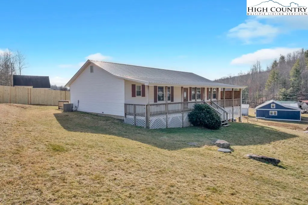 861 Slabtown Road, Zionville, NC 28698 - #1