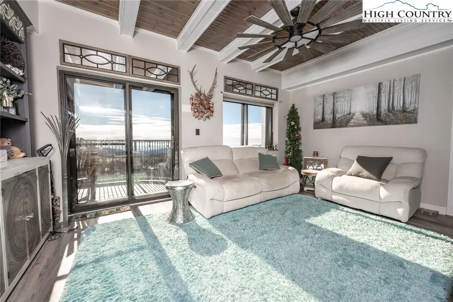 303 Sugar Top Drive #2906, Sugar Mountain, NC 28604 - #3