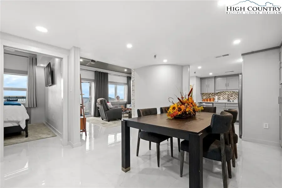 303 Sugar Top Drive #2903, Banner Elk, NC 28604 - #3