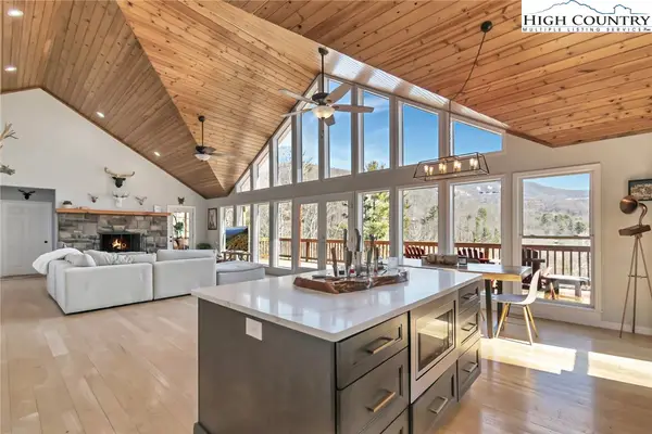 731 River Run, Banner Elk, NC 28604