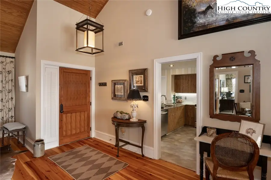 404 Moon Run #D, Linville, NC 28646 - #3