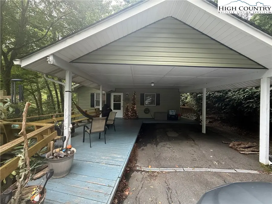 61 River Loop, Newland, NC 28657 - #2