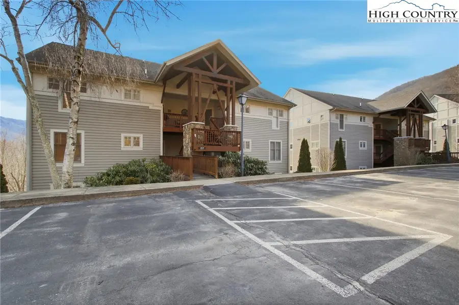 157 Hawks Peak Lane #211, Banner Elk, NC 28604 - #2